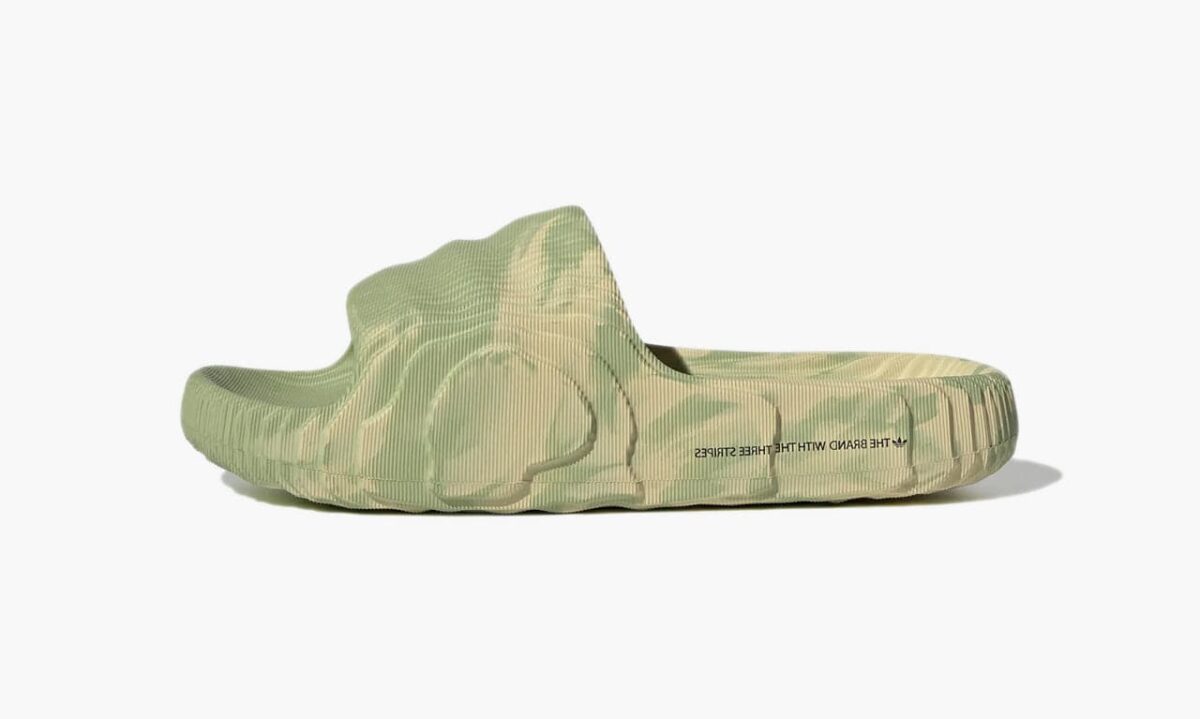 adidas-adilette-22-slides-magic-lime-st-desert-sand_gy1597