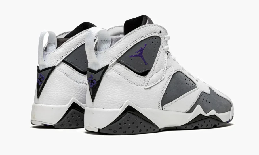 air-jordan-7-retro-bg-flint_dj2777-100_2