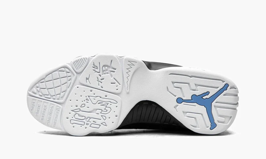 air-jordan-9-retro-university-blue_ct8019-140_4