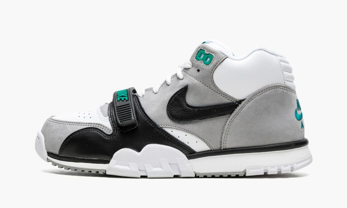 air-trainer-1-chlorophyll-2022_dm0521-100