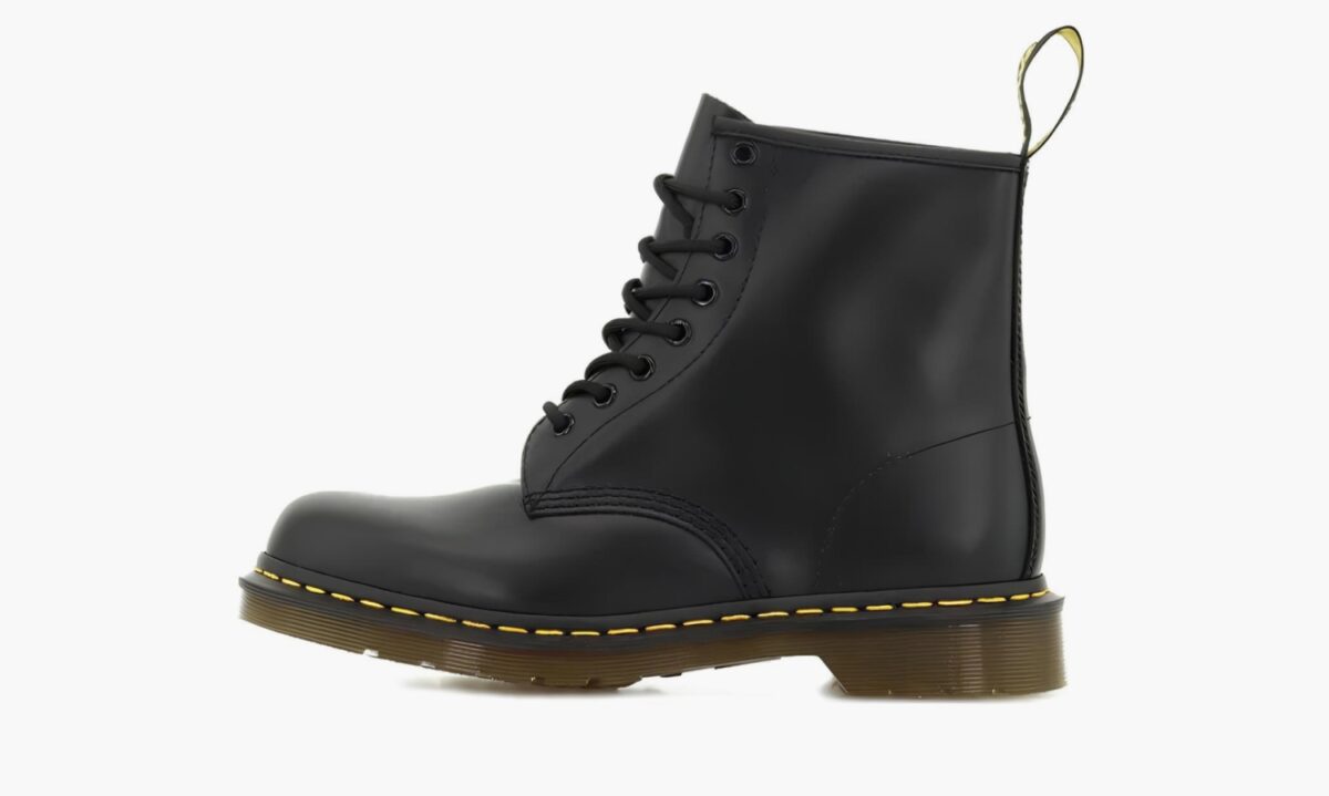 dr-martens-1460-smooth-leather-lace-up-boot-black_11822006