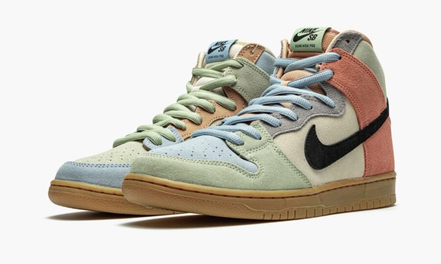 dunk-sb-high-spectrum_cn8345-001_1