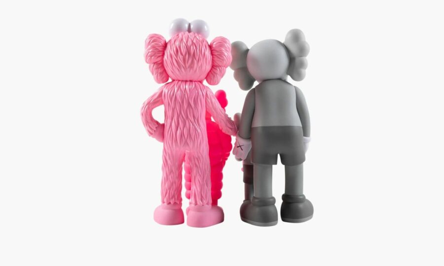 kaws-family-vinyl-figures-grey-pink_kaws071_1