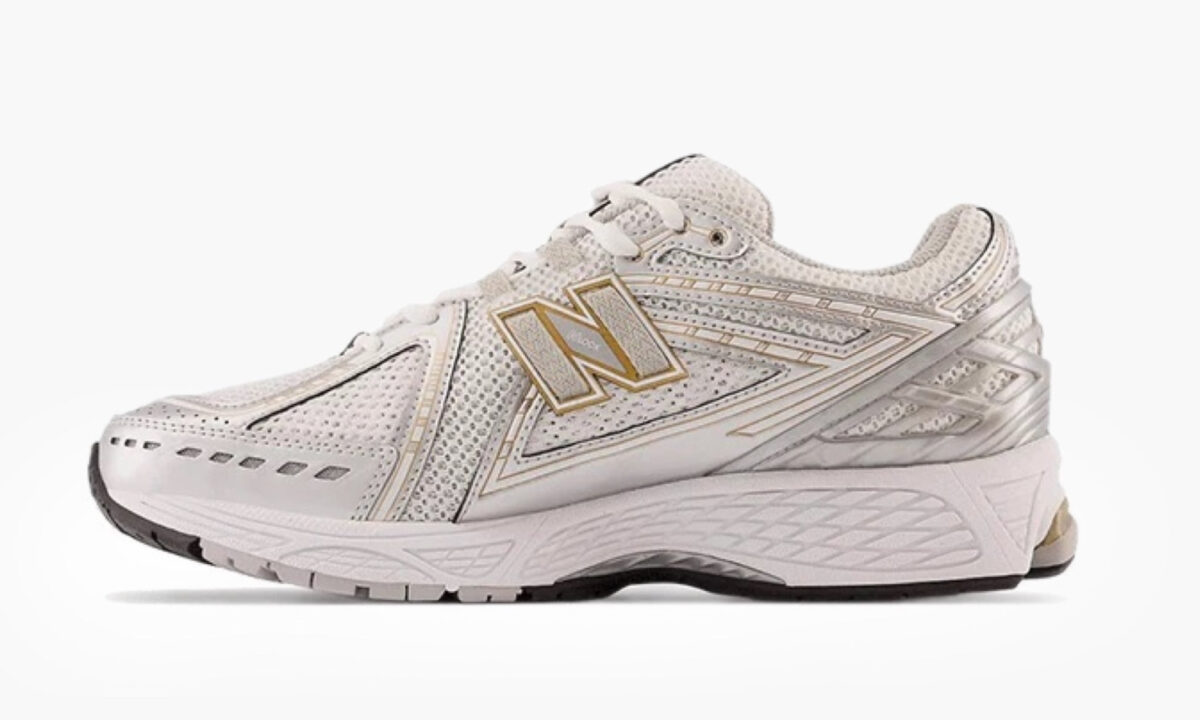 new-balance-1906r-white-rain-cloud-silver-metallic_m1906ri