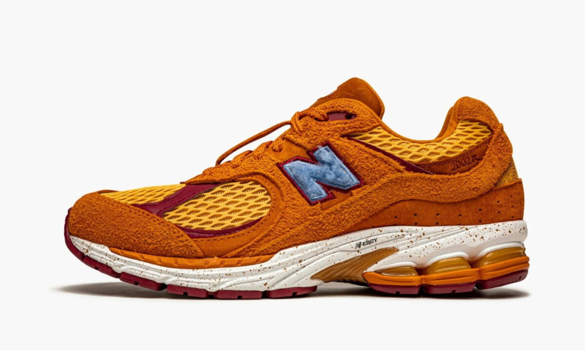 new-balance-2002r-salehe-bembury-peace-be-the-journey_ml2002r1