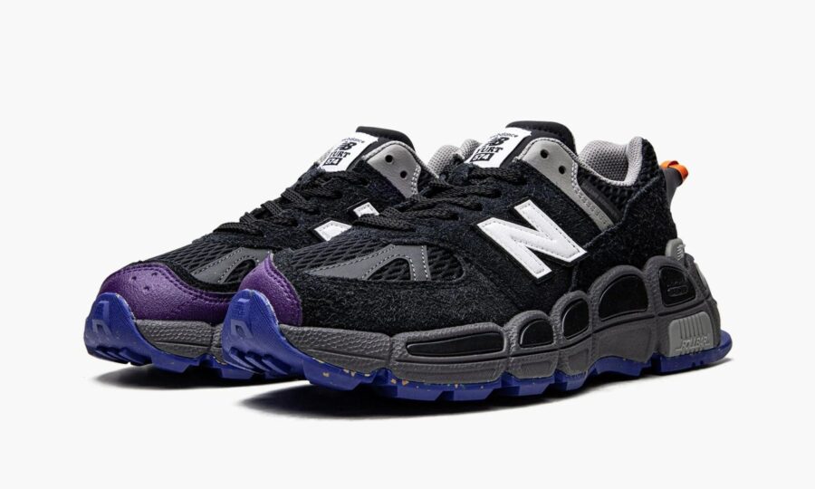 new-balance-574-yurt-salehe-bembury-universal-communication-black-plum_ms574yse_1