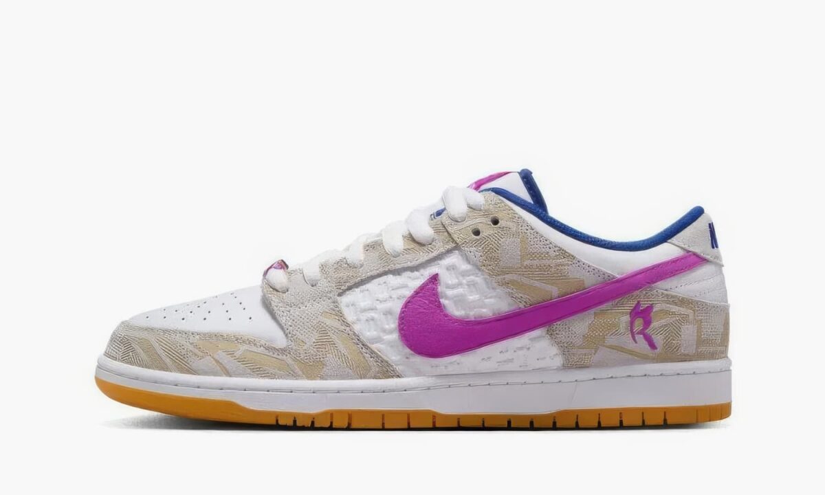 nike-sb-dunk-low-rayssa-leal_fz5251-001