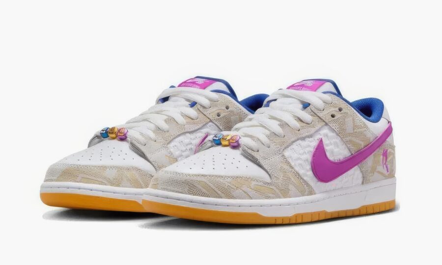 nike-sb-dunk-low-rayssa-leal_fz5251-001_2