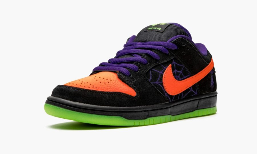 sb-dunk-low-night-of-mischief-halloween_bq6817-006_3