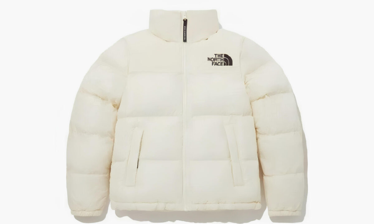 the-north-face-on-ball-jacket-white_nj3np85a