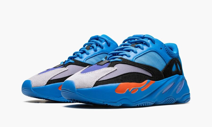 yeezy-boost-700-hi-res-blue_hp6674_1